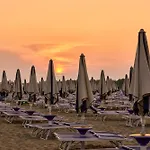 Coastal Comfort In A Cozy Seaview Bibione